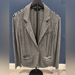 Tart Gray Blazer with Notched Lapels and Textured Finish